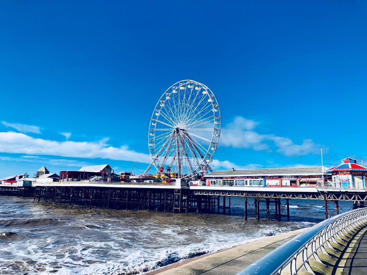 Mayfair Suite - 3X Bathrooms Close To Seafront Blackpool Esterno foto