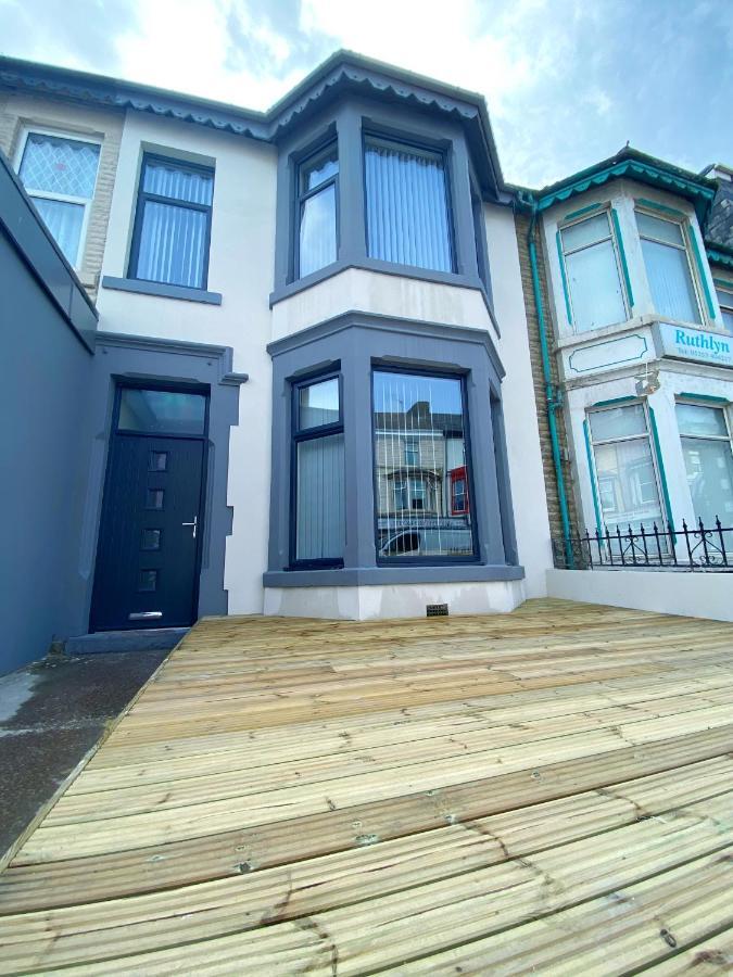 Mayfair Suite - 3X Bathrooms Close To Seafront Blackpool Esterno foto